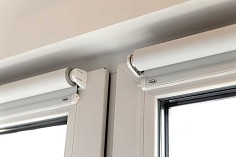 Рулонные шторы mini на моторе с тканью Омега FR BLACK-OUT 