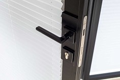 Шторы плиссе на рамы окон